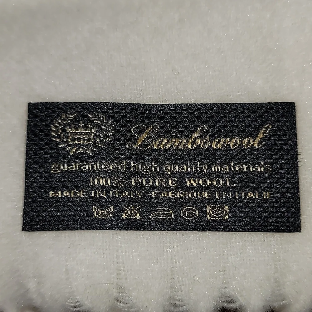 Woman's Luxury Scarf - 100% Wool -‎ Cream